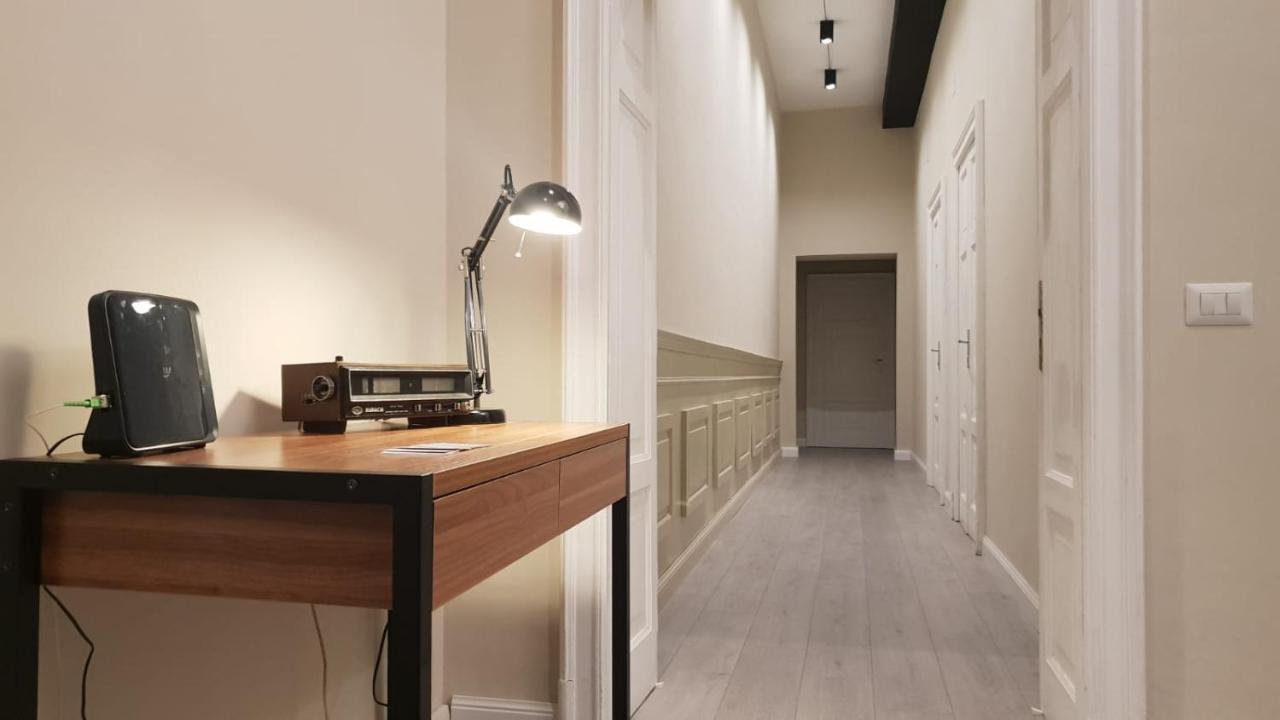 B&B Lumiere Roma Esterno foto
