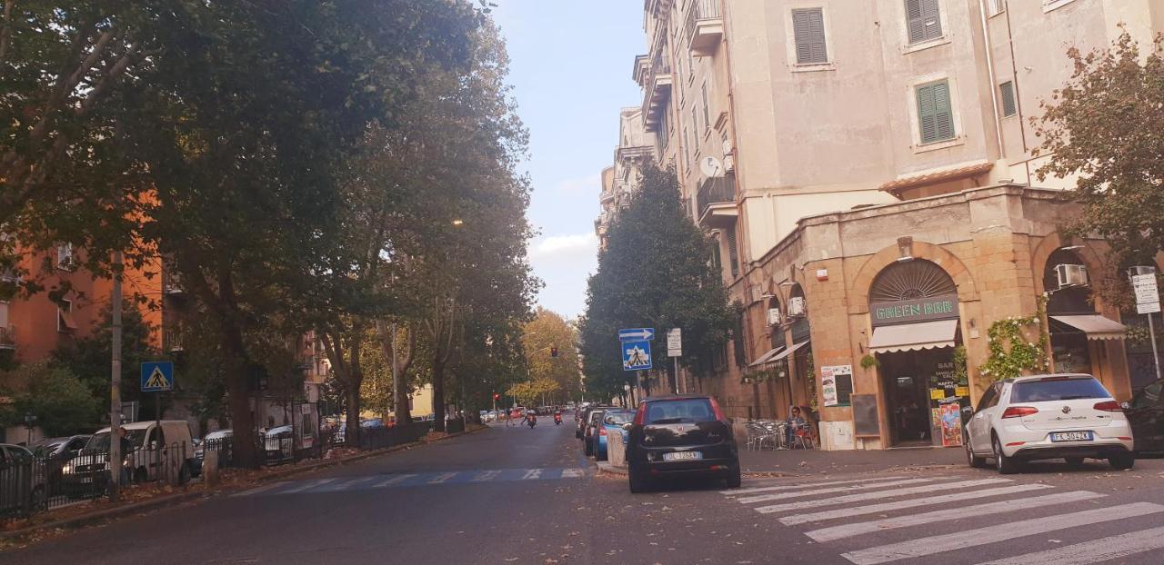 B&B Lumiere Roma Esterno foto